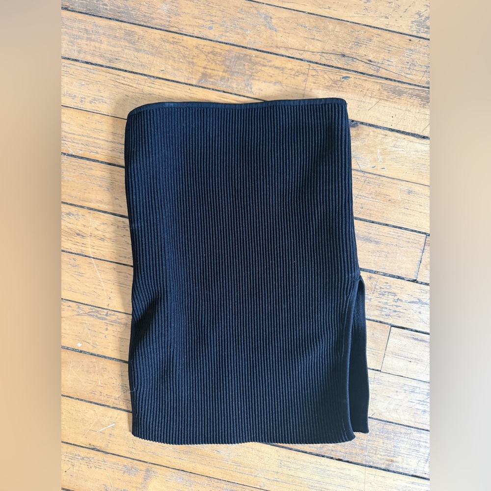 NWT Aritzia XS sculpt savvy tube top in black